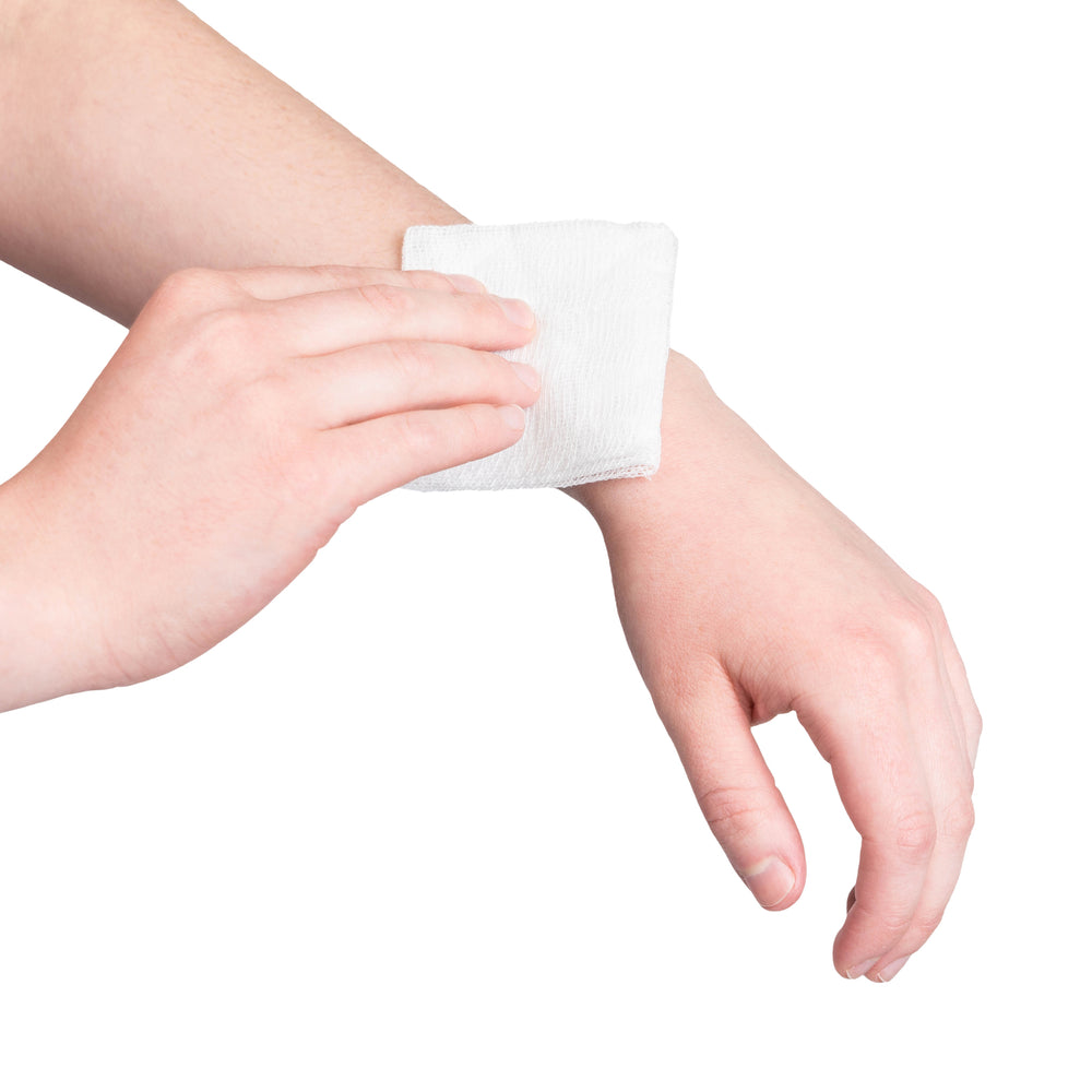 FastAid D9-BULK Gauze Swabs 7.5 x 7.5cm 5s 50pk